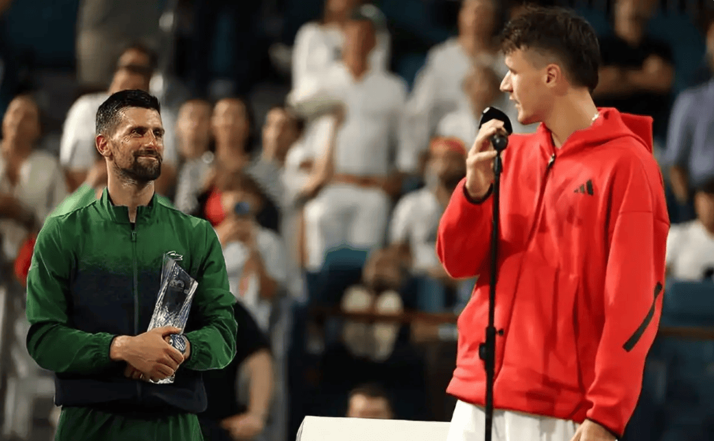 谁抢走了德约创纪录的第一百冠？表面是门希克，背后另有“原凶”